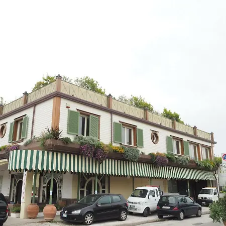 Nyaraló La Casa Del Maestro Forte dei Marmi