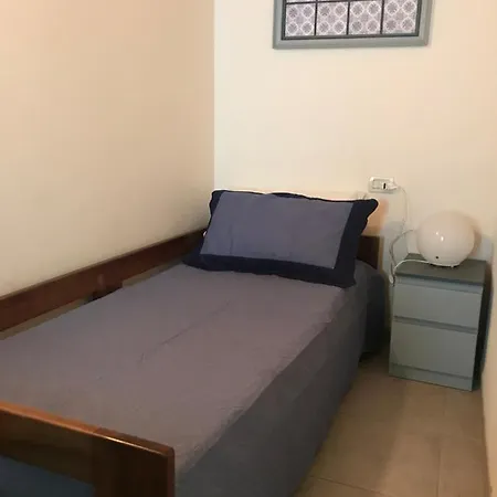 La Casa Del Maestro Nyaraló *